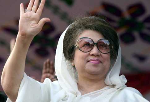 রাজবাড়ীতে জনসভা: মঞ্চে খালেদা জিয়া